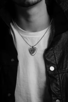 Rolling Stones Guitar Pick Kolye Ucu